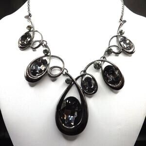 Silver Gray Large Rhinestone Looped Necklace, Gunmetal Gray, Rope Chain, 20 Inch